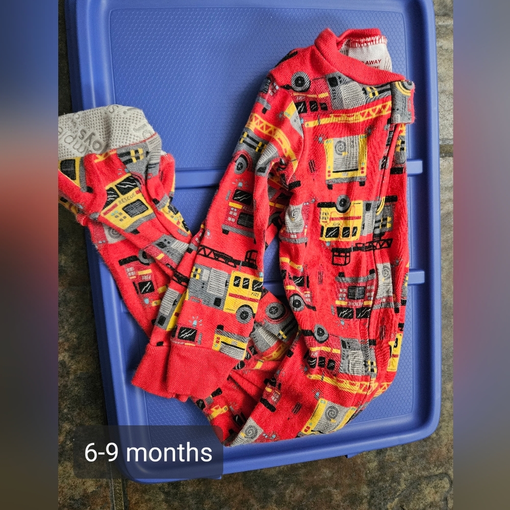 Lot of Boys clothes 6 months & 6-9 months